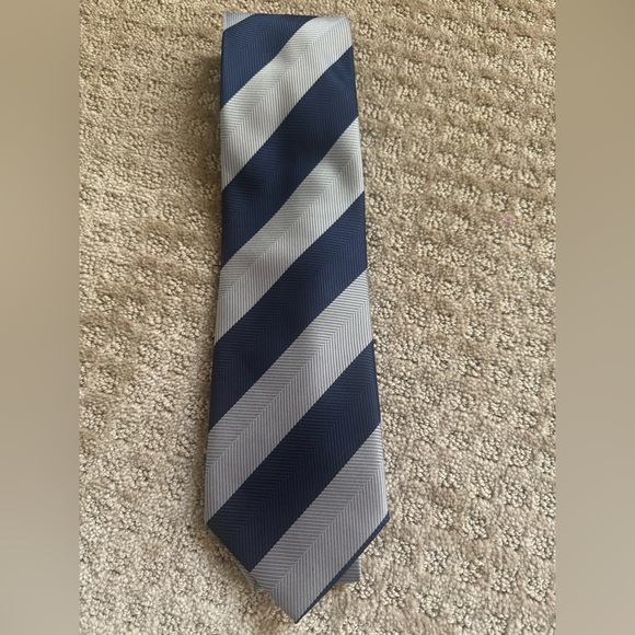 Boss Other - Hugo Boss 100% Silk Tie Navy Silver Diagonal Stripe
